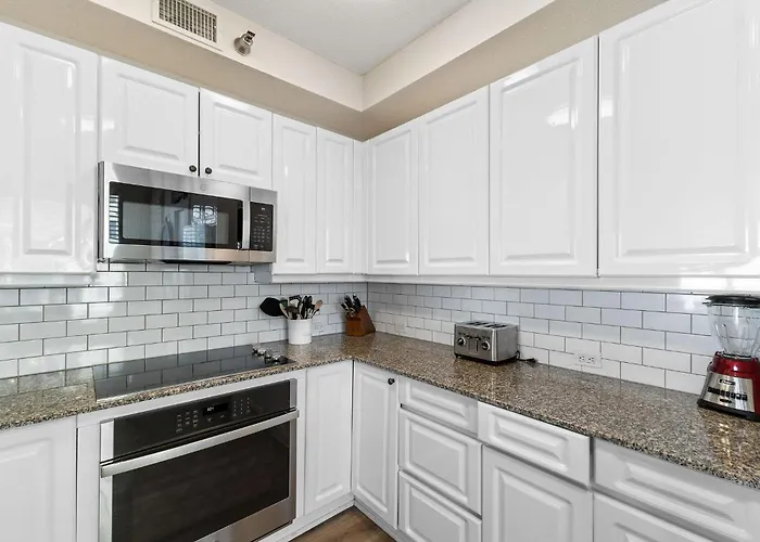 Colony Tower 11a Pensacola
